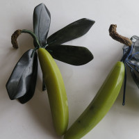 Bananen aus China-Jade (Serpentin) Vergrößern